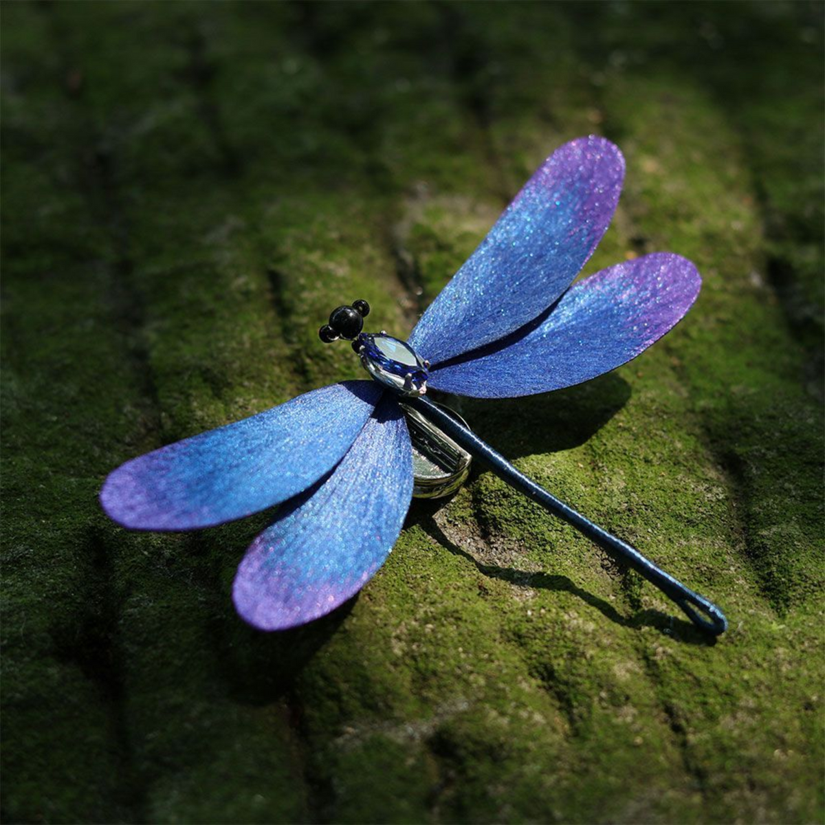 Handmade Dragonfly Brooch & Hairpiece – Silk Thread Ronghua Jewelry Inspired by Dragonflies, Nature & Summer Light