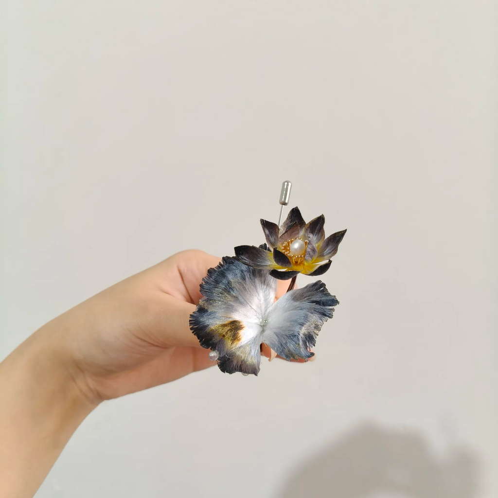 Handmade Ink Lotus Brooch – Botanical Wearable Art Inspired by Nature, Traditional Ronghua Silk Thread Craft, Lotus Flower Jewelry & Elegant Handmade Gift