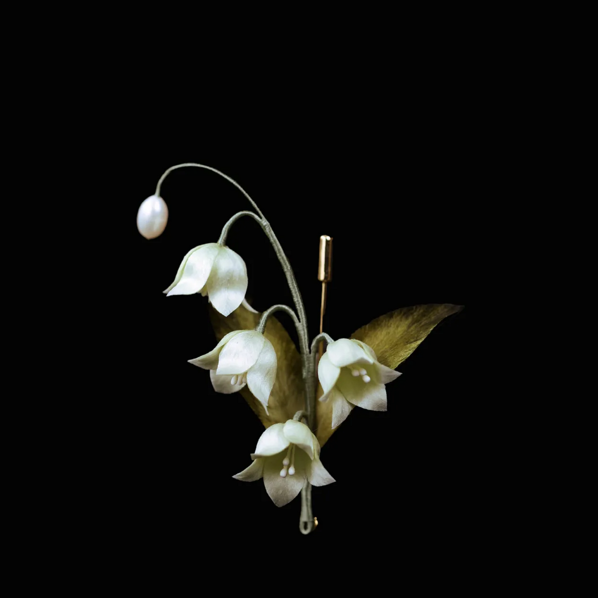 Handmade Lily of the Valley Brooch – Botanical Flower Jewelry Inspired by Nature, Traditional Ronghua Silk Thread Craft, Elegant Nature Gift & Wearable Art