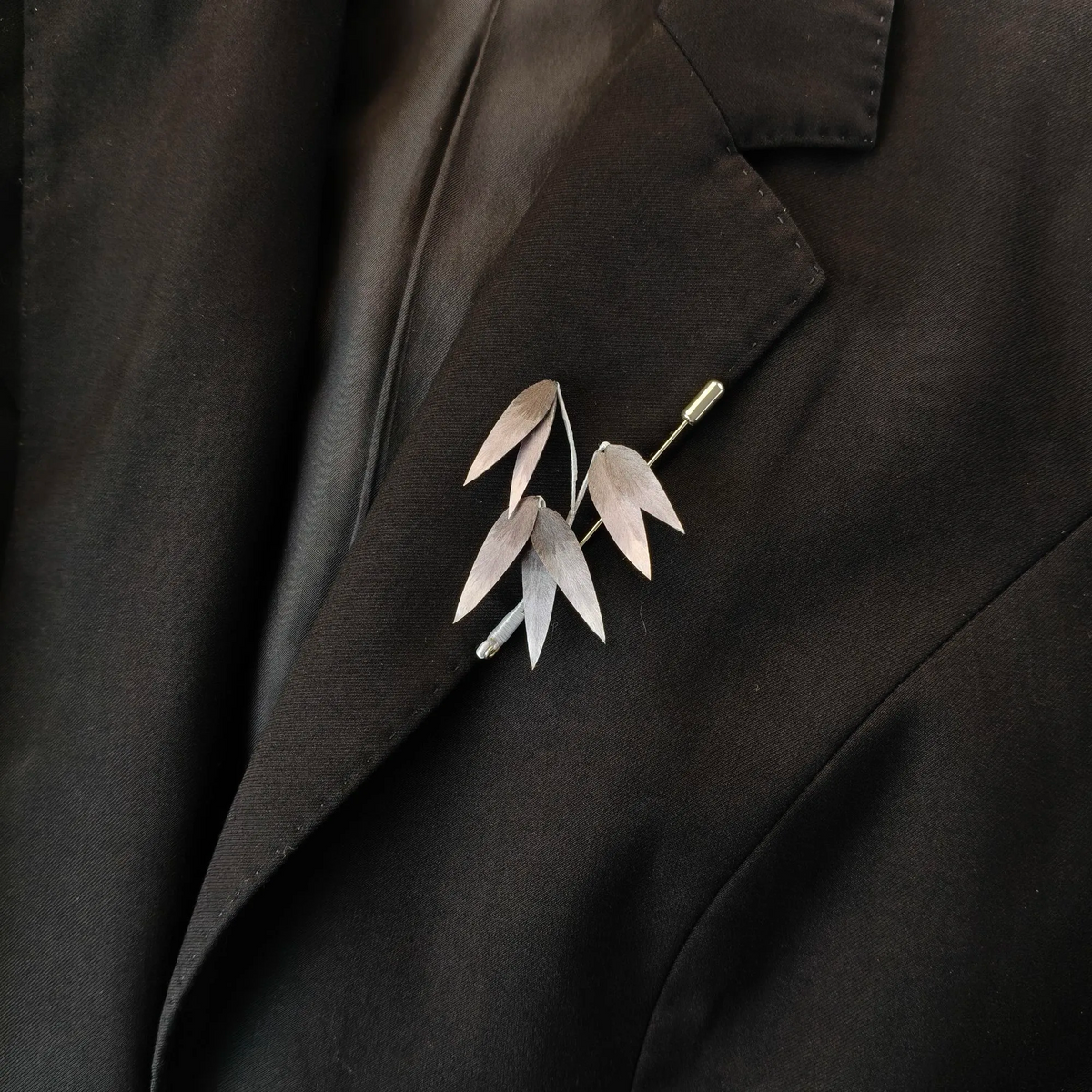 Handmade Bamboo Leaf Brooch – Botanical Wearable Art Inspired by Nature, Traditional Ronghua Silk Thread Craft, Symbol of Growth & Rising Step by Step, Unique Handmade Gift