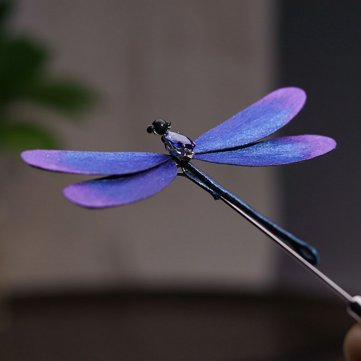 Handmade Dragonfly Brooch & Hairpiece – Silk Thread Ronghua Jewelry Inspired by Dragonflies, Nature & Summer Light