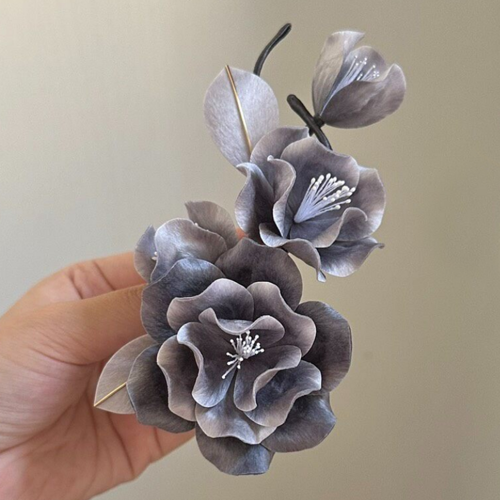 Smoky Gray Camellia Blossom Brooch – Handmade Silk Thread Ronghua Botanical Jewelry, Nature Inspired Wearable Flower Art & Gift