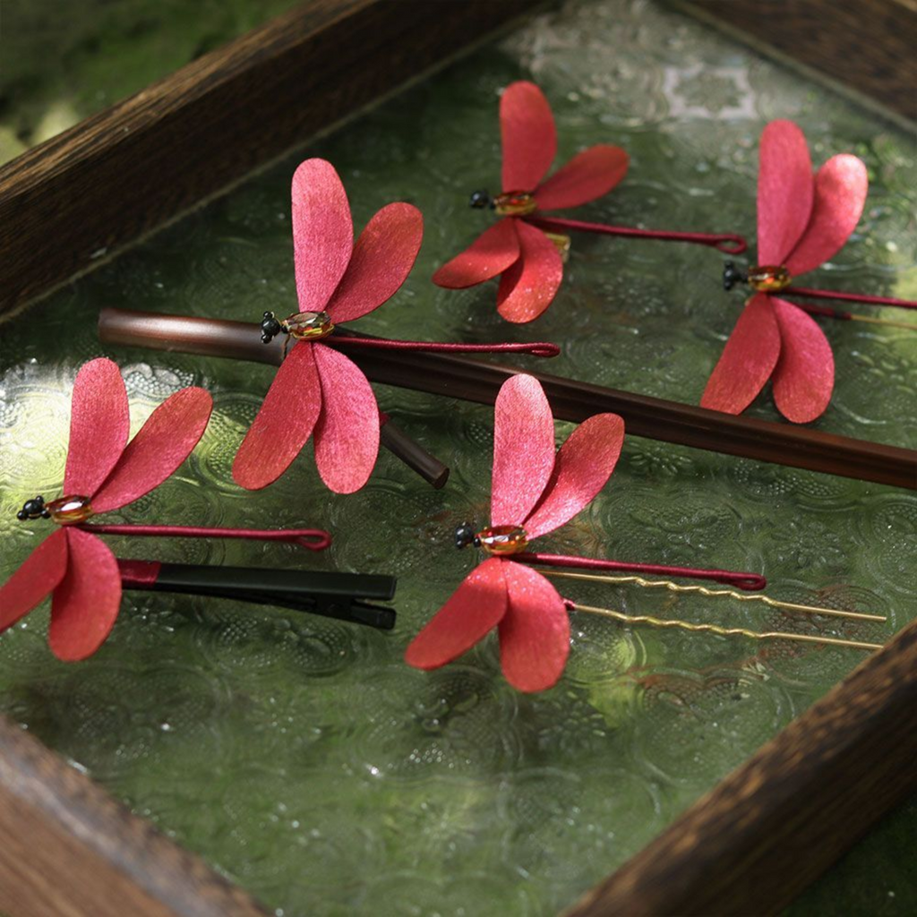 Handmade Dragonfly Brooch & Hairpiece – Silk Thread Ronghua Jewelry Inspired by Dragonflies, Nature & Summer Light
