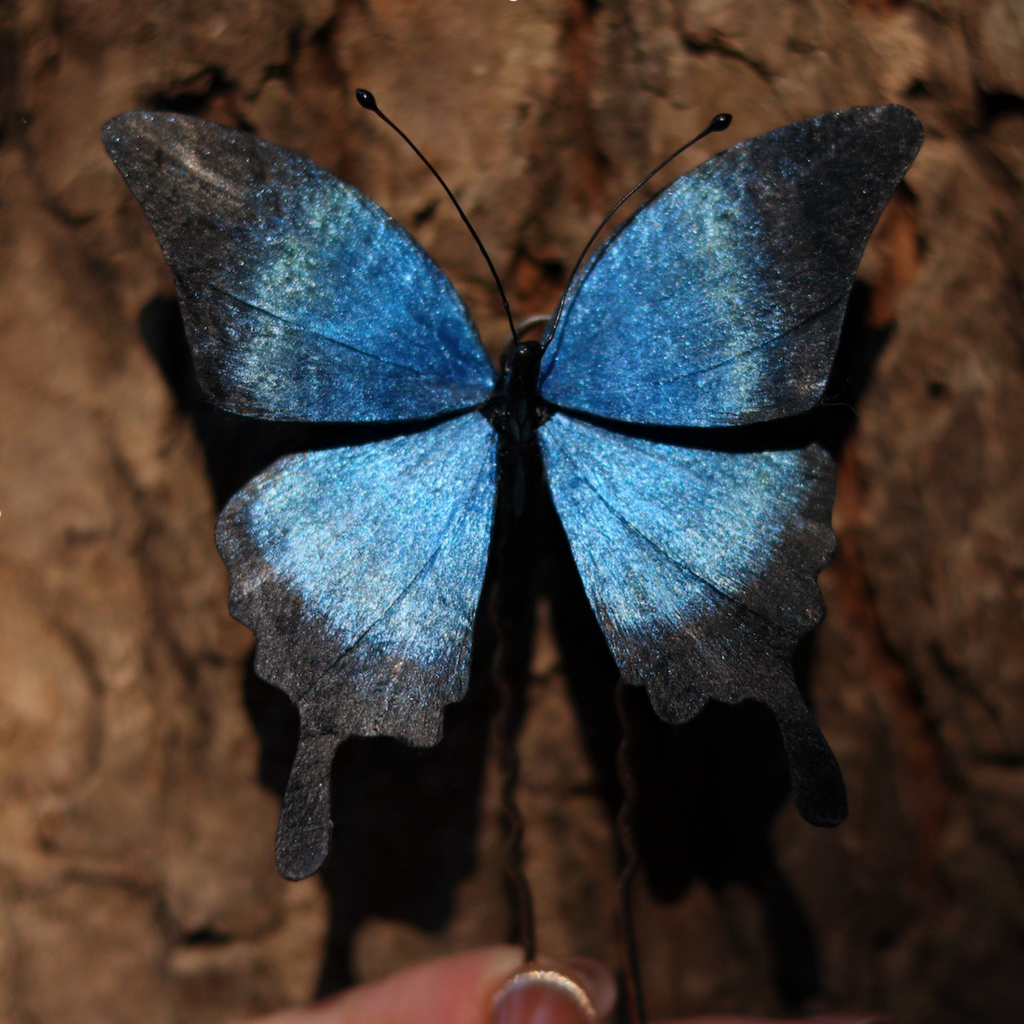 Handmade Butterfly Wing Brooch & Hairpiece – Silk Thread Ronghua Jewelry Inspired by Butterflies in Nature, Artisan Wearable Art & Meaningful Gift
