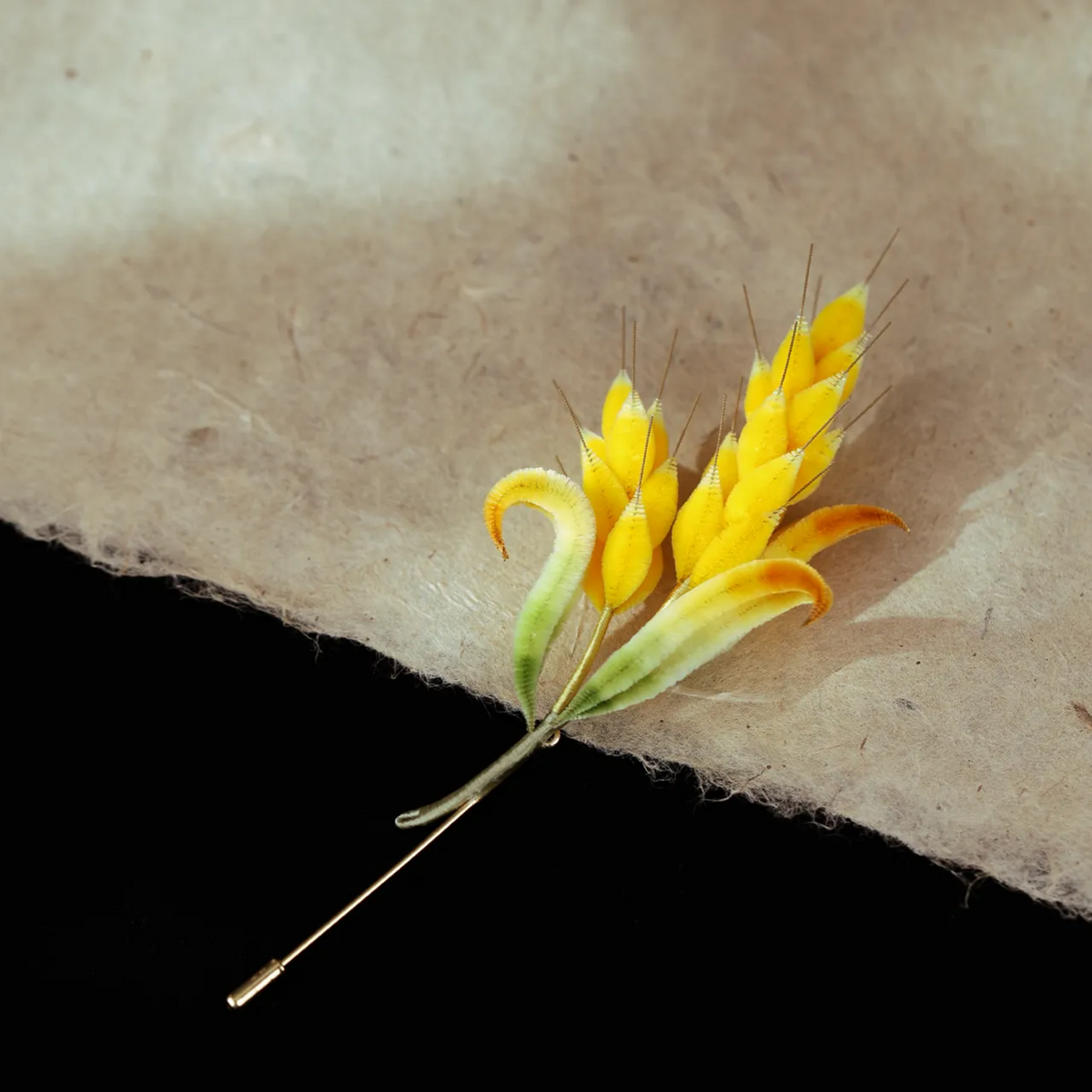 Handmade Wheat Brooch – Botanical Wearable Art Inspired by Nature, Traditional Ronghua Silk Thread Craft, Harvest Jewelry & Unique Handmade Gift