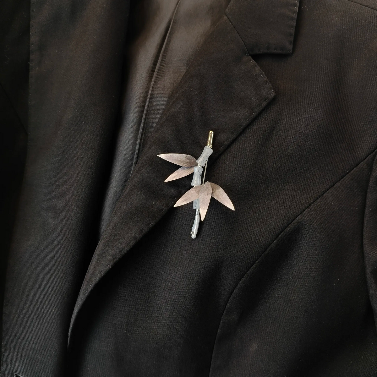 Handmade Bamboo Leaf Brooch – Botanical Wearable Art Inspired by Nature, Traditional Ronghua Silk Thread Craft, Symbol of Growth & Rising Step by Step, Unique Handmade Gift