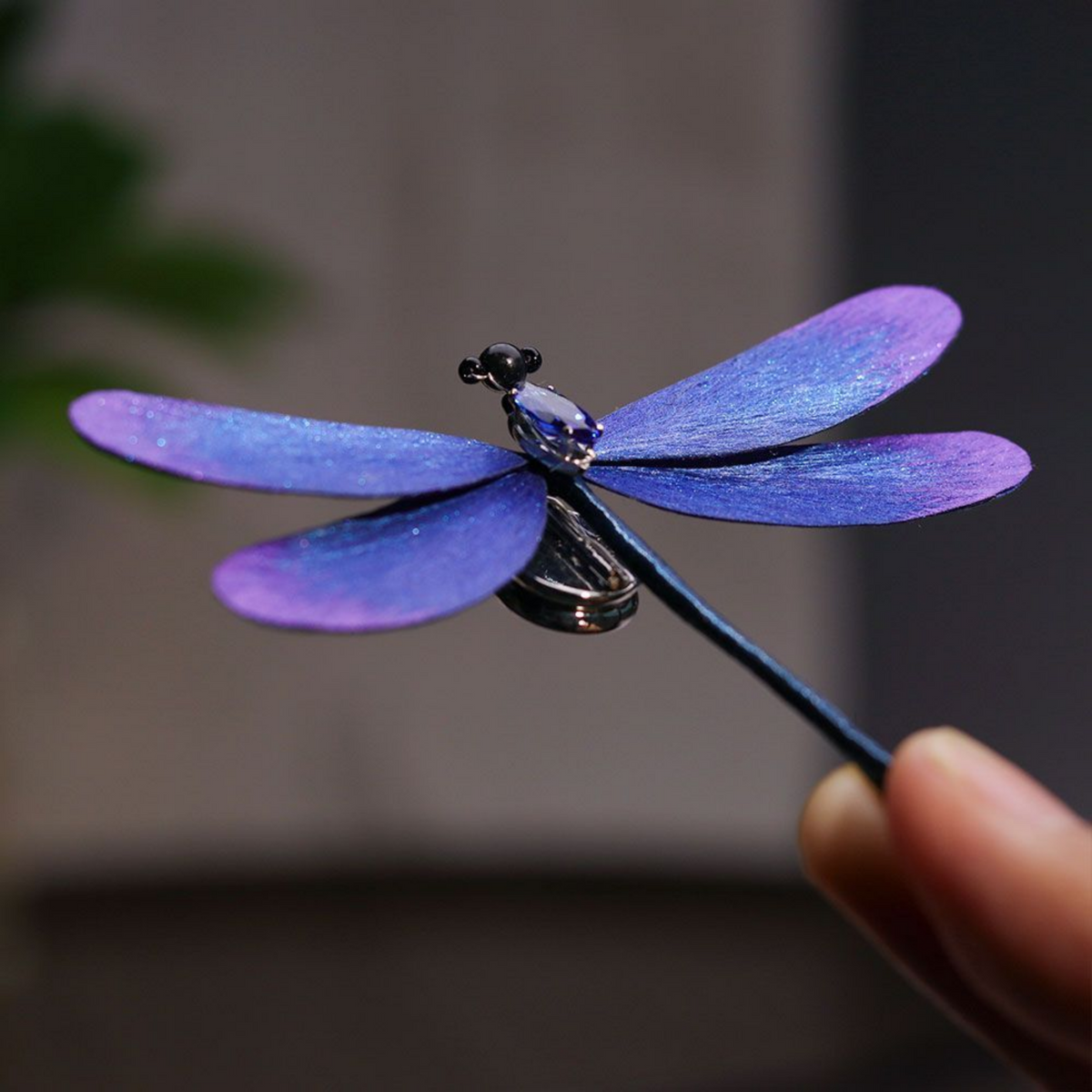 Handmade Dragonfly Brooch & Hairpiece – Silk Thread Ronghua Jewelry Inspired by Dragonflies, Nature & Summer Light