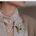Handmade Lily of the Valley Brooch – Botanical Flower Jewelry Inspired by Nature, Traditional Ronghua Silk Thread Craft, Elegant Nature Gift & Wearable Art