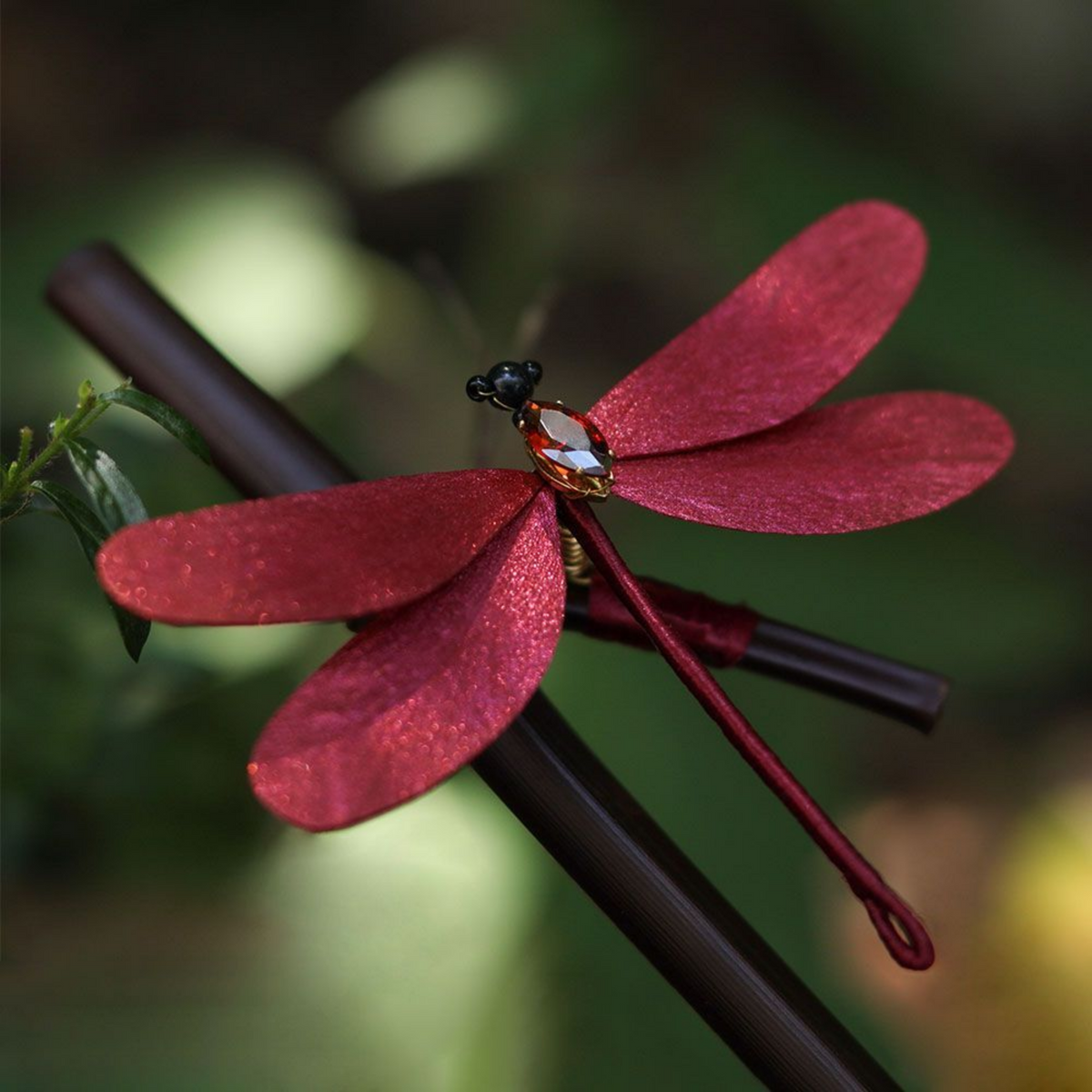 Handmade Dragonfly Brooch & Hairpiece – Silk Thread Ronghua Jewelry Inspired by Dragonflies, Nature & Summer Light