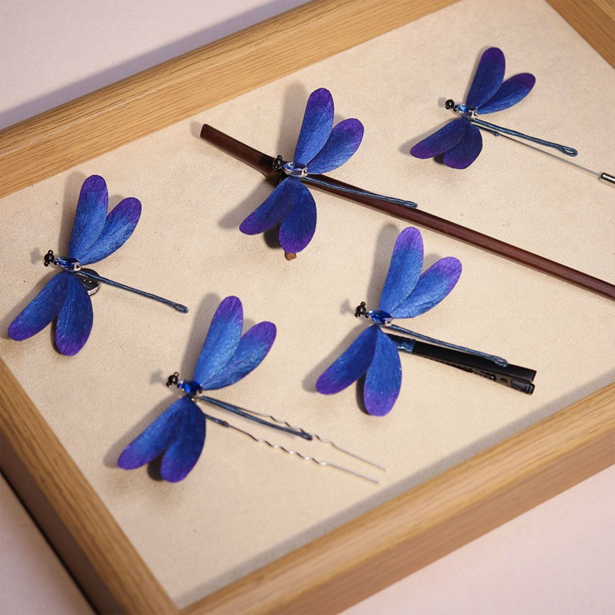 Handmade Dragonfly Brooch & Hairpiece – Silk Thread Ronghua Jewelry Inspired by Dragonflies, Nature & Summer Light